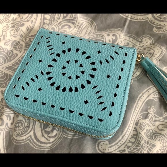 Small Zippered Wallet - Picture 6 of 6